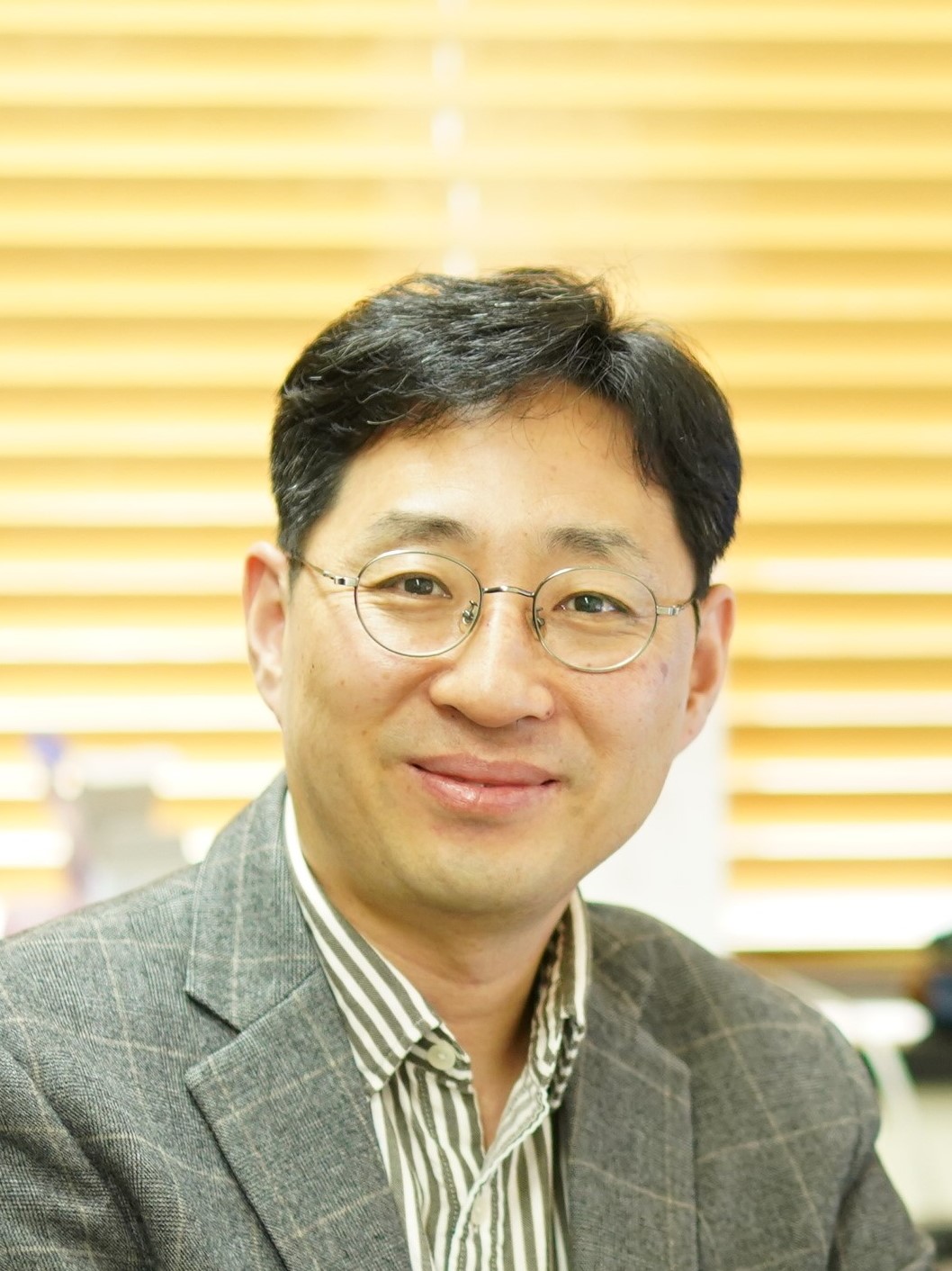 Seungchul Lee